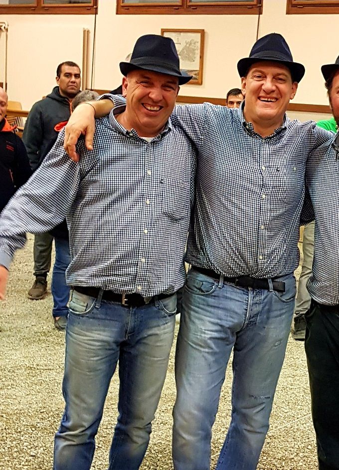 Le Variney remporte la 28ème édition du Concours des Dirigeants de Plan-les-Ouates. 

Les Amis du Valais, Les Rocailles, Mategnin, ACVP, Euroboules, Le Verney, Azzurri, Gex, Lou Pitchou, Onésienne, Les Arbitres, Thônex, Versoisienne, Les Cheminots, Le Camp, Bardonnex, Bernex, Dirigeantes, Veyrier, Corsier, Rive Gauche, Grand Saconnex, Avusy-Confignon.

Merci d'avoir participé !