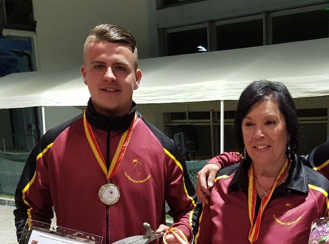 Champion Genevois Triplettes Mixtes 2019 - 26.05.2019
Pittet Alwin, De La Rocque Micheline, Alexandre Utz (La Genevoise)
2. Schaer Corinne, Legrand Jean-Paul, Bodenne Thierry (La Genevoise)
3. Bontemps Anne-Marie, Basting Philippe, Duparc David (PS Mategnin)
3. Pythoud Marie-Thérèse, Piccone Bruno, Chetelat Claude (Le Camp)