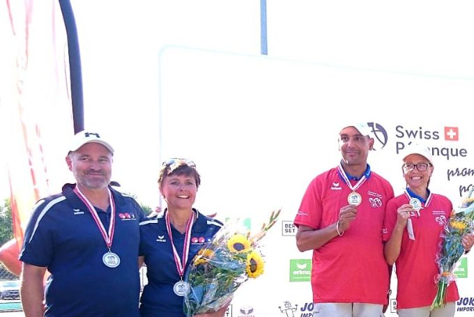 2-3 juillet 2022 - Championnat de Suisse doublette mixte

1. AZZURI
2. PCZ 
3. LE VERNEY
3. BULLE